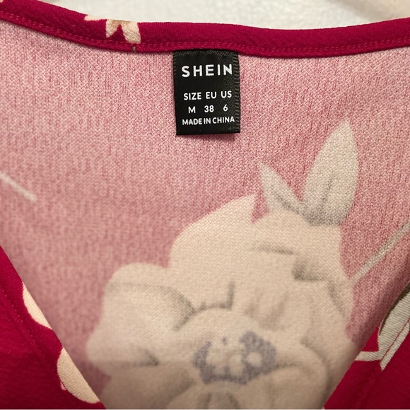 Shien Red Floral Dress - medium fits small/medium NWOT - Picture 4 of 7